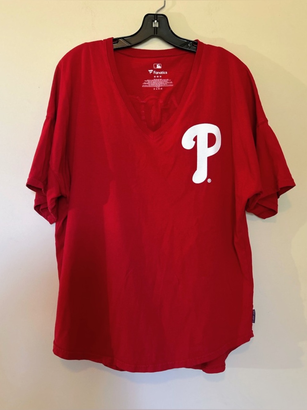 Fanatics Philadelphia Phillies Red V-Neck Shirt with White P Logo